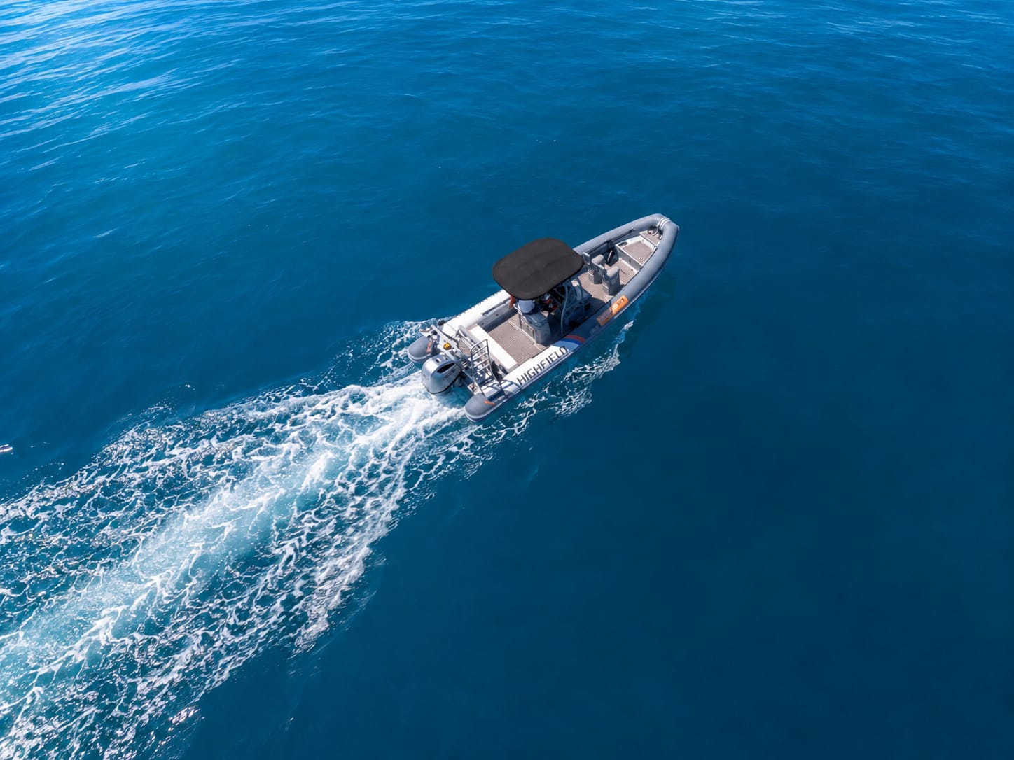 Sea assistance vessel detail